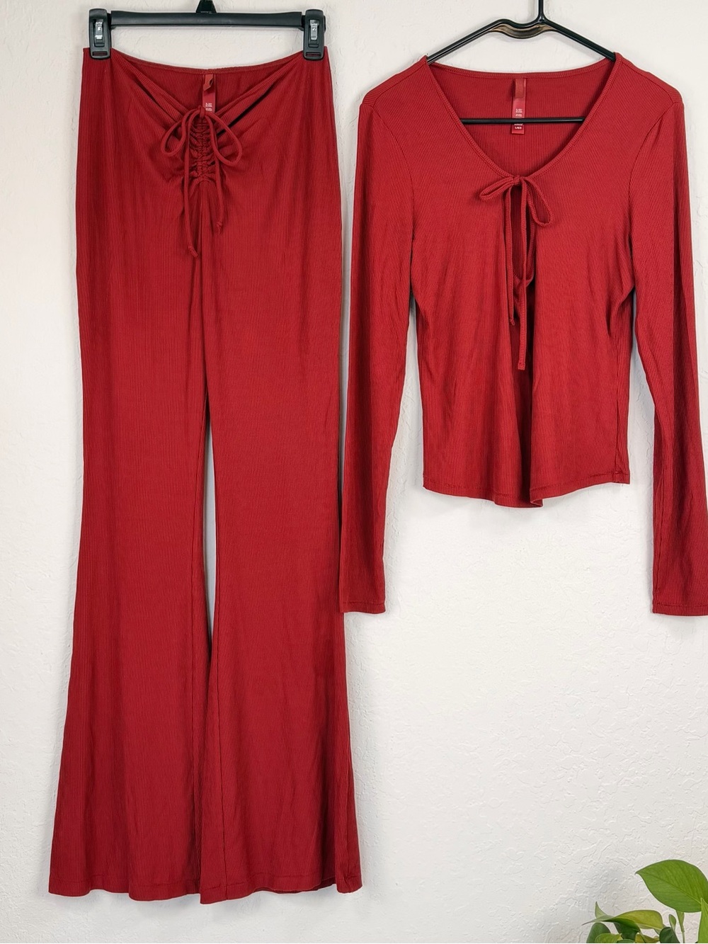 Skims Set Sz L Tie Front Top & Flared Leg Pants Ribbed Stretch Modal Loungewear